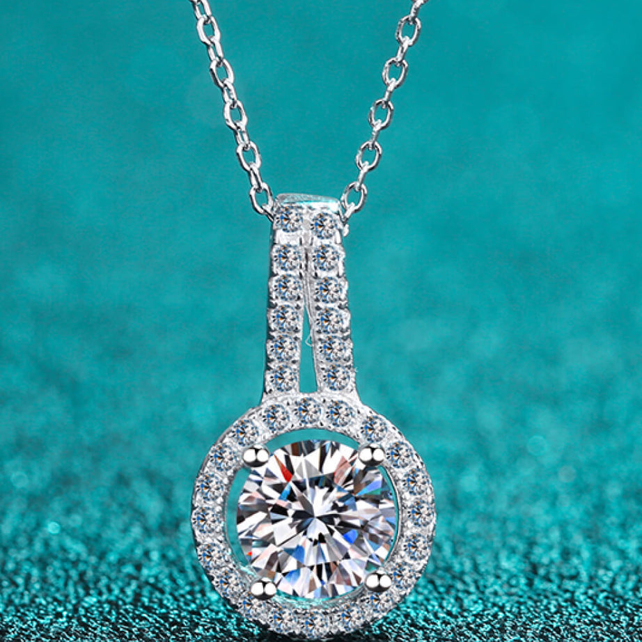 Build You Up Moissanite Round Pendant Chain Necklace