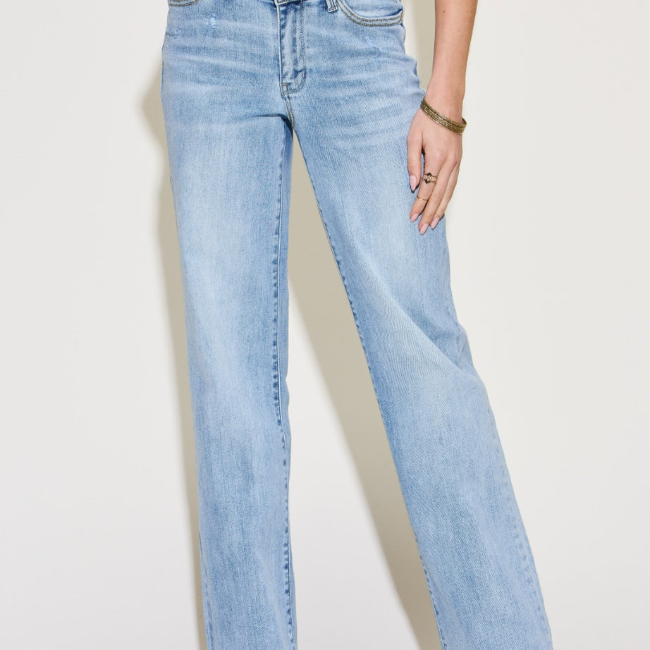 Judy Blue Full Size V Front Waistband Straight Jeans