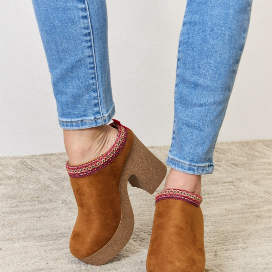 Legend Footwear Platform Suede Clog Heel